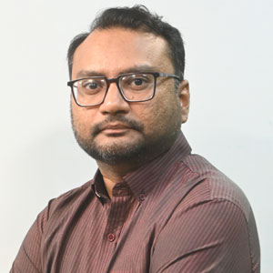 Dr. Munnawar ul Haque