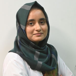 Dr. Maimuna (PT)